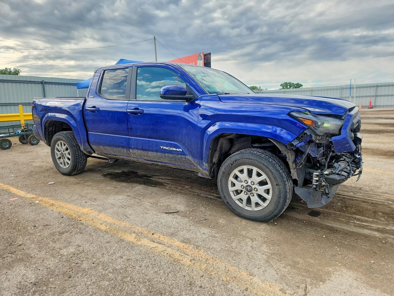 2025 Toyota Tacoma Sr5 - Image 4