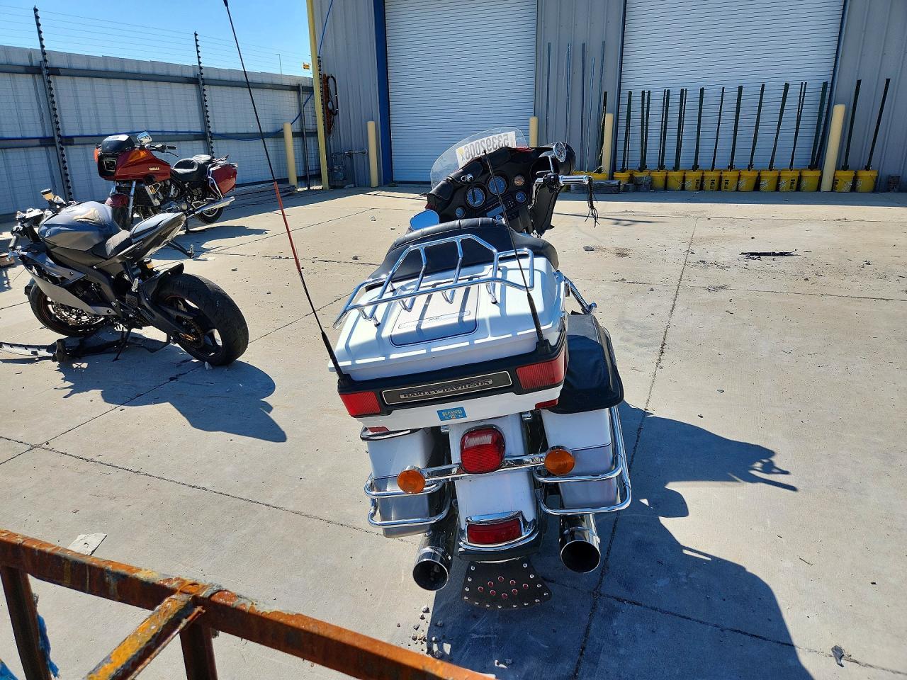 2009 Harley Davidson Flhtcu - Фото 4