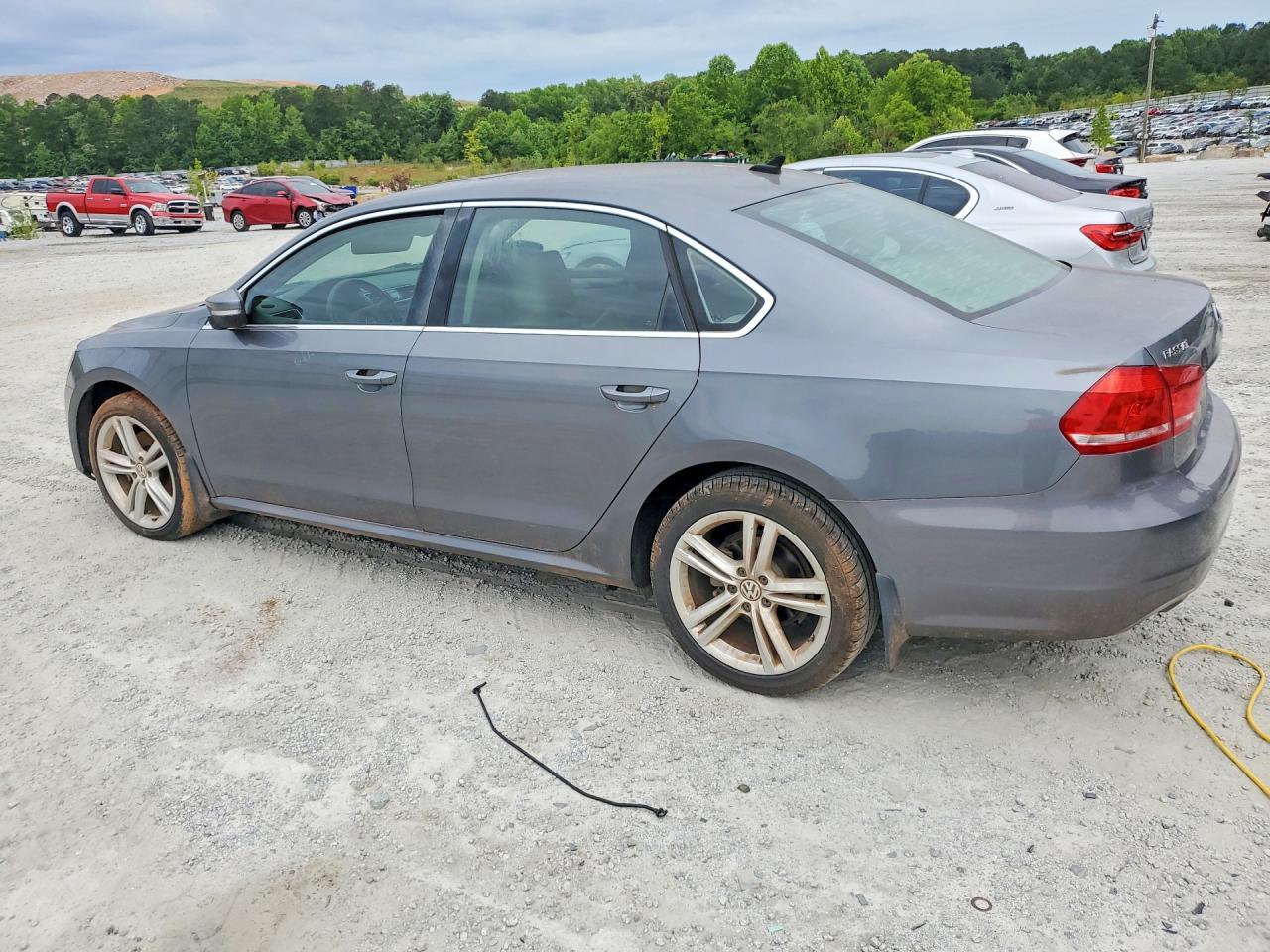 2014 Volkswagen Passat Se - Фото 2