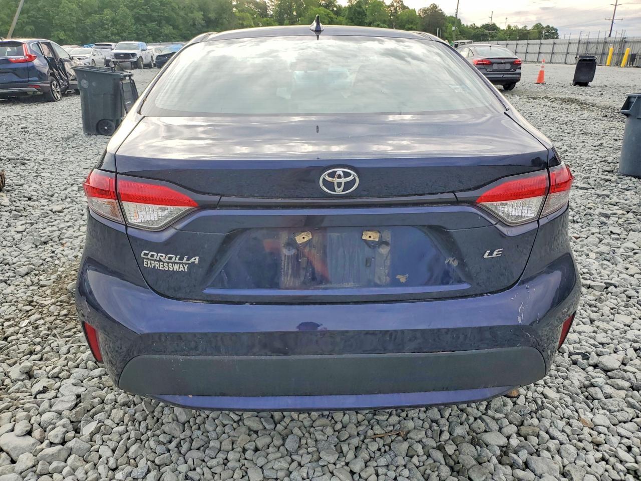 2020 Toyota Corolla Le - Фото 6