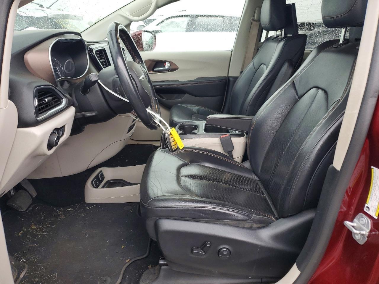 2018 Chrysler Pacifica Touring L Plus - Image 7