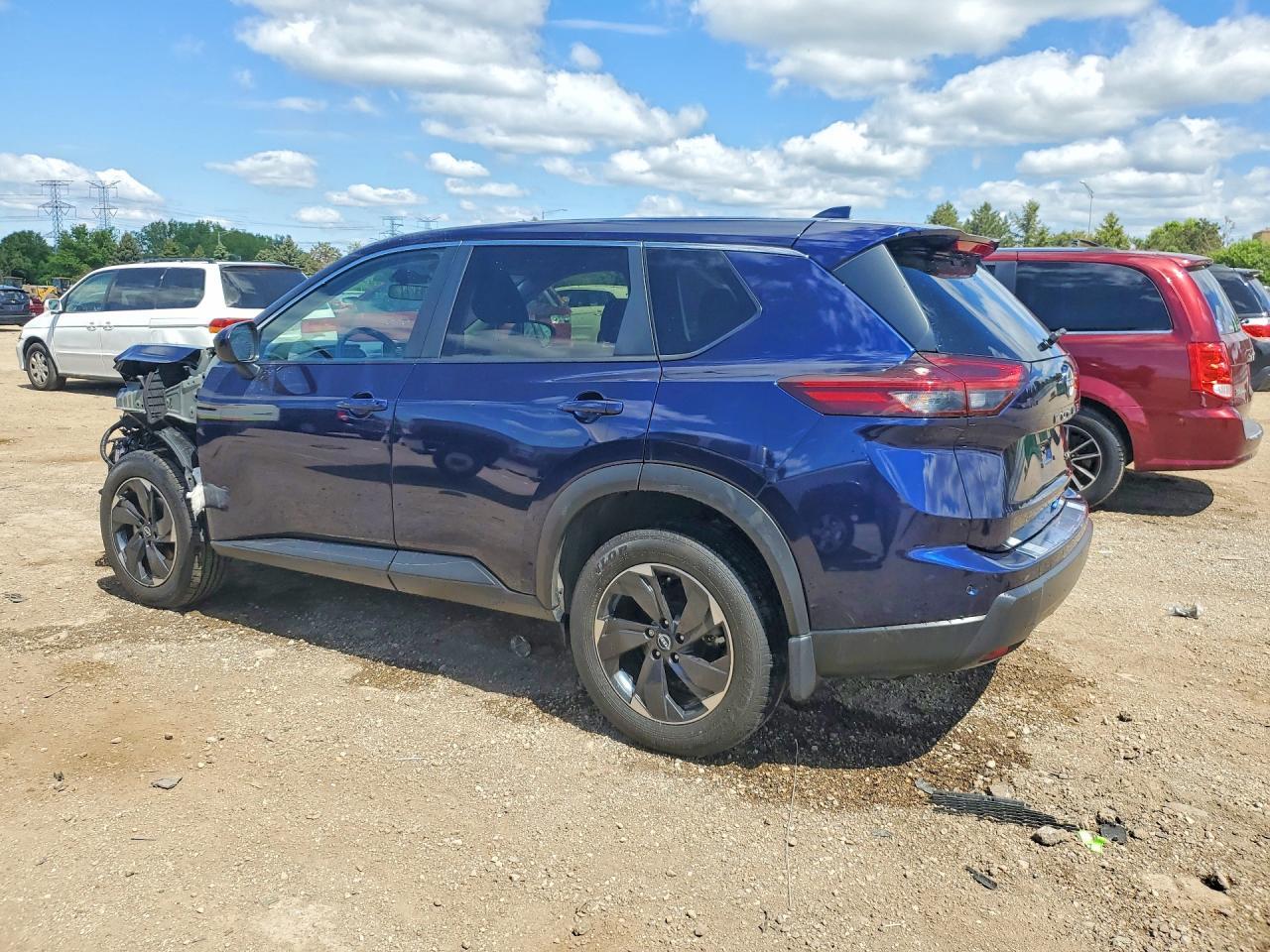 2024 Nissan Rogue Sv - Фото 2