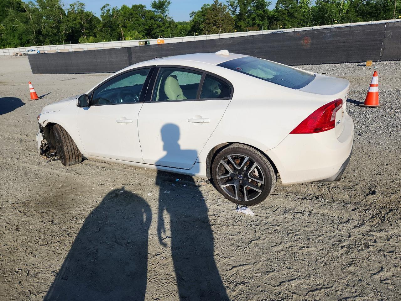 2017 Volvo S60 - Image 2