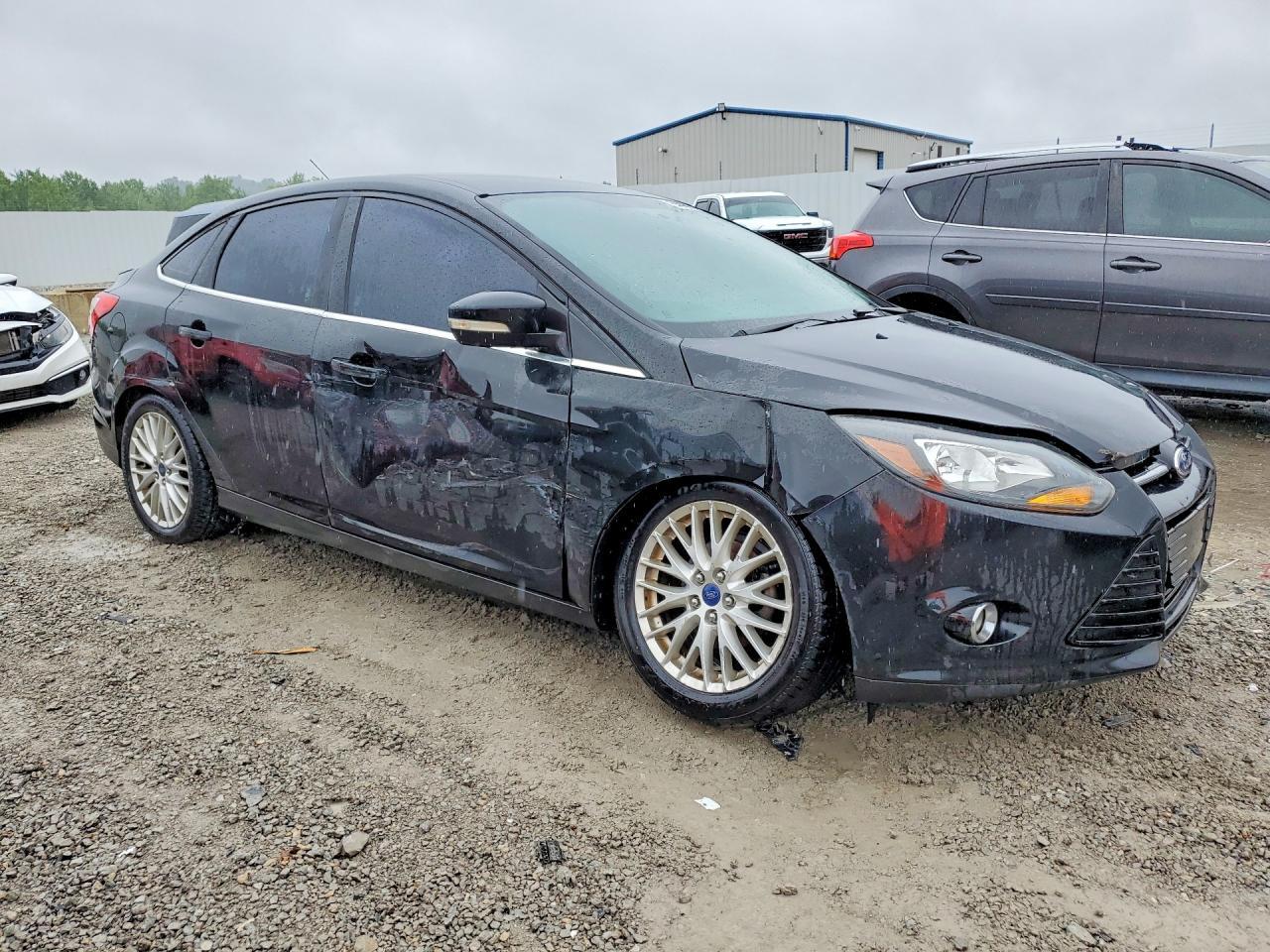 2014 Ford Focus Titanium - Фото 4
