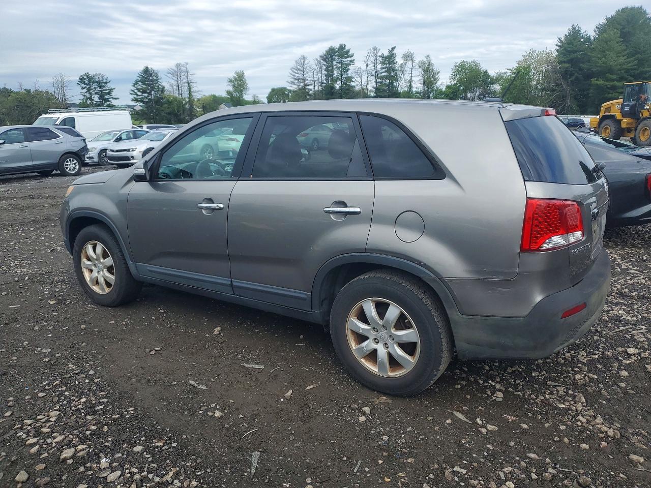 2011 Kia Sorento Lx - Фото 2