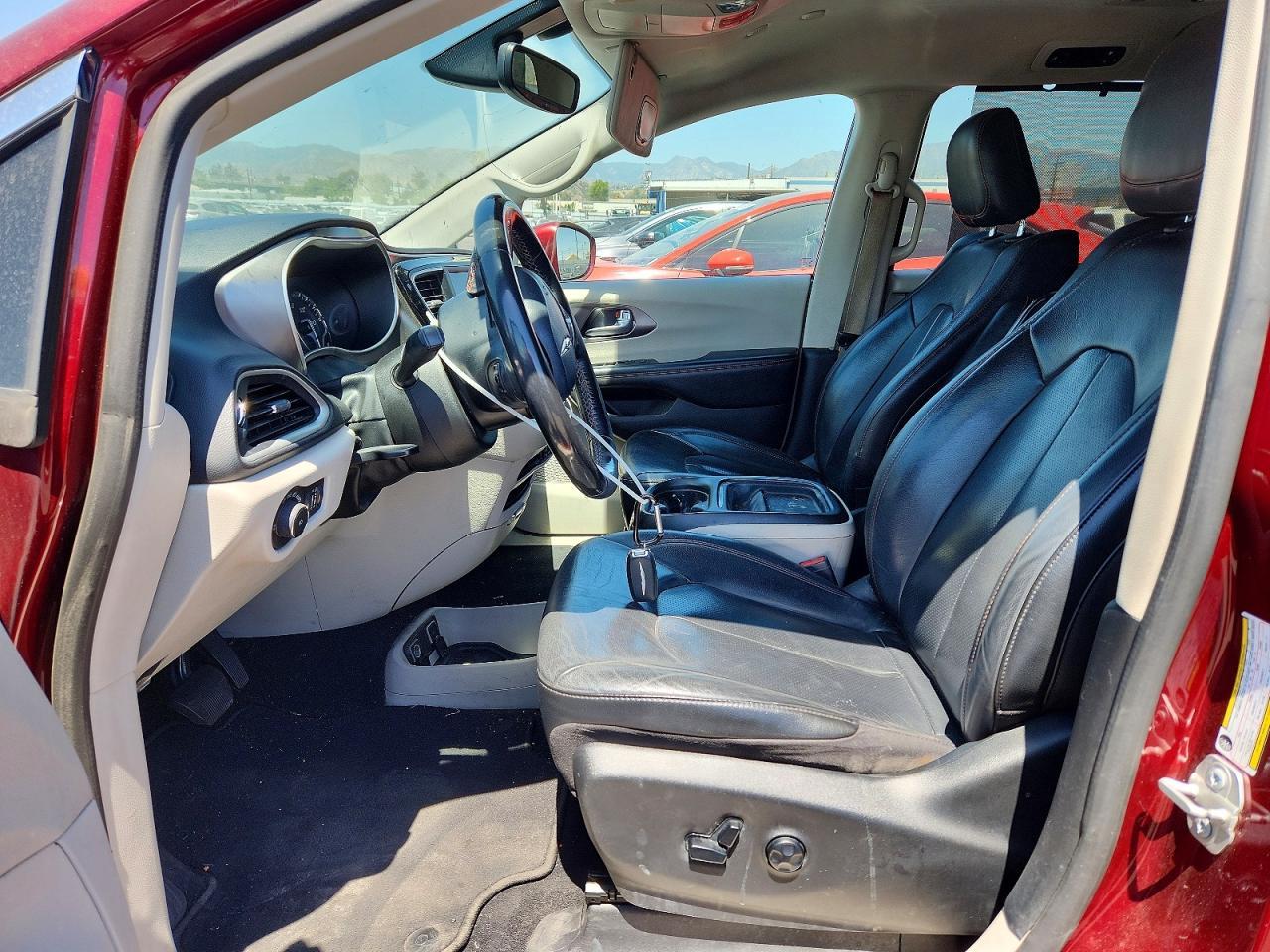 2020 Chrysler Pacifica Touring L - Фото 7