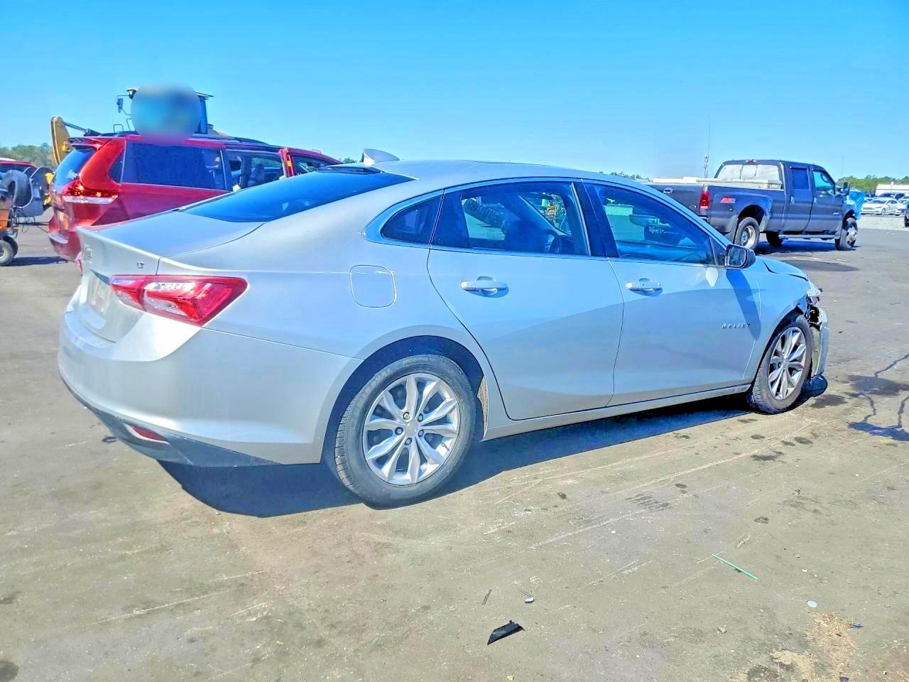 2020 Chevrolet Malibu Lt - Фото 3