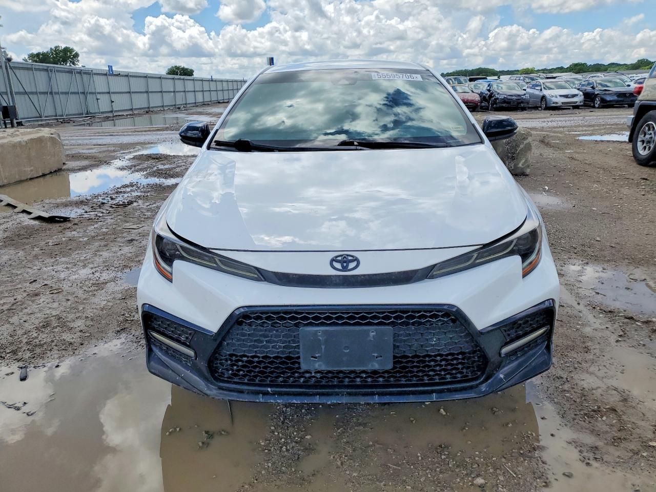 2021 Toyota Corolla Se Nightshade Edition - Image 5