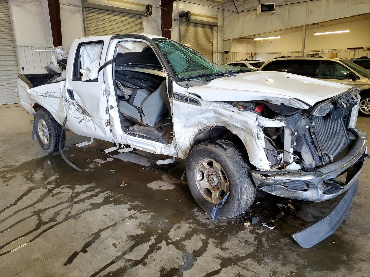 2014 Ford F250 Super Duty - Image 4