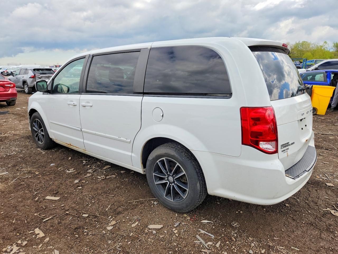 2017 Dodge Grand Caravan Sxt - Фото 2