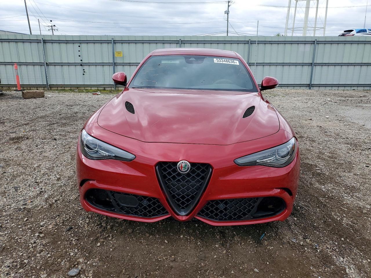 2018 Alfa Romeo Giulia Quadrifoglio - Фото 5