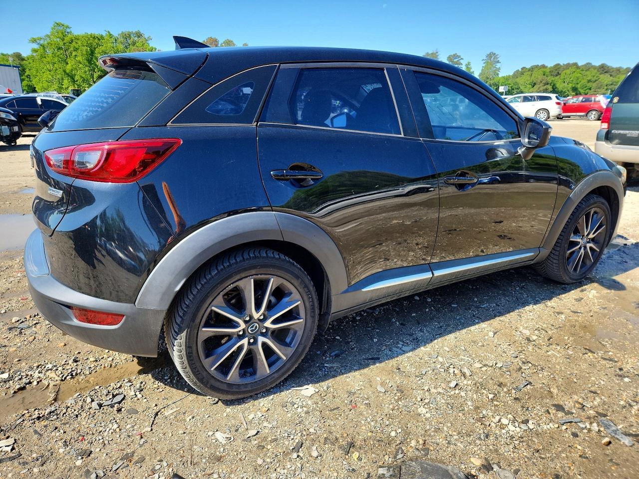 2018 Mazda Cx-3 Grand Touring - Image 3