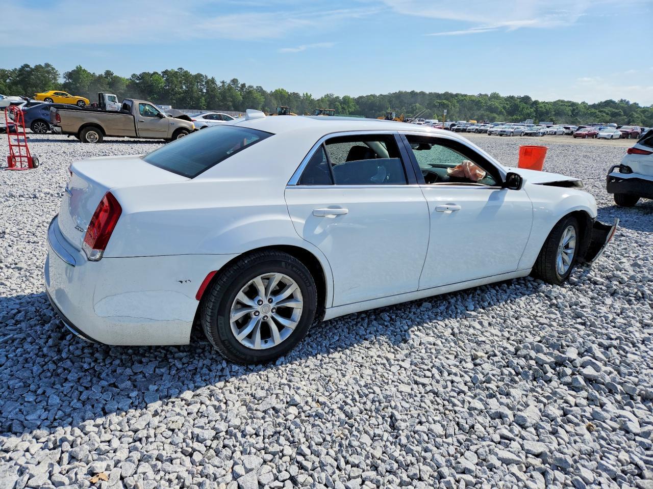 2015 Chrysler 300 Limited - Image 3