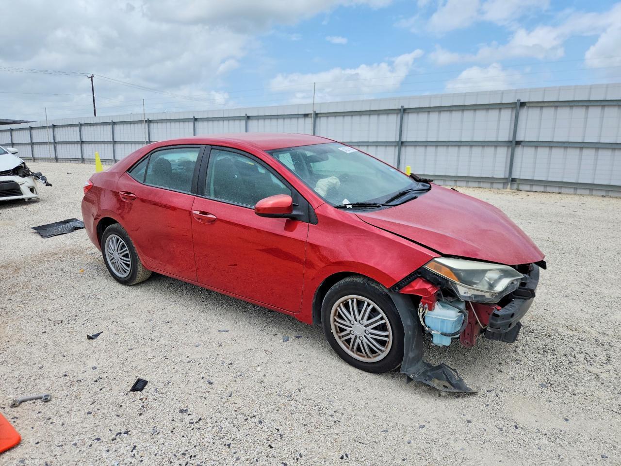 2015 Toyota Corolla Le - Image 4