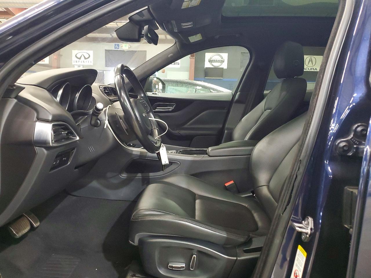 2019 Jaguar F-Pace Premium - Фото 7