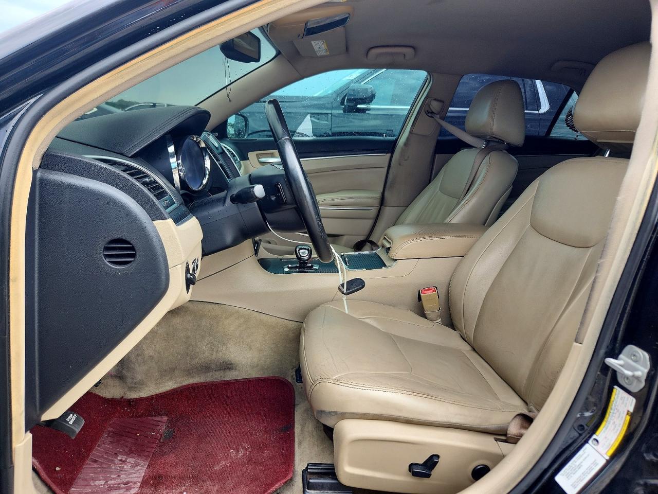 2012 Chrysler 300 Limited - Image 7