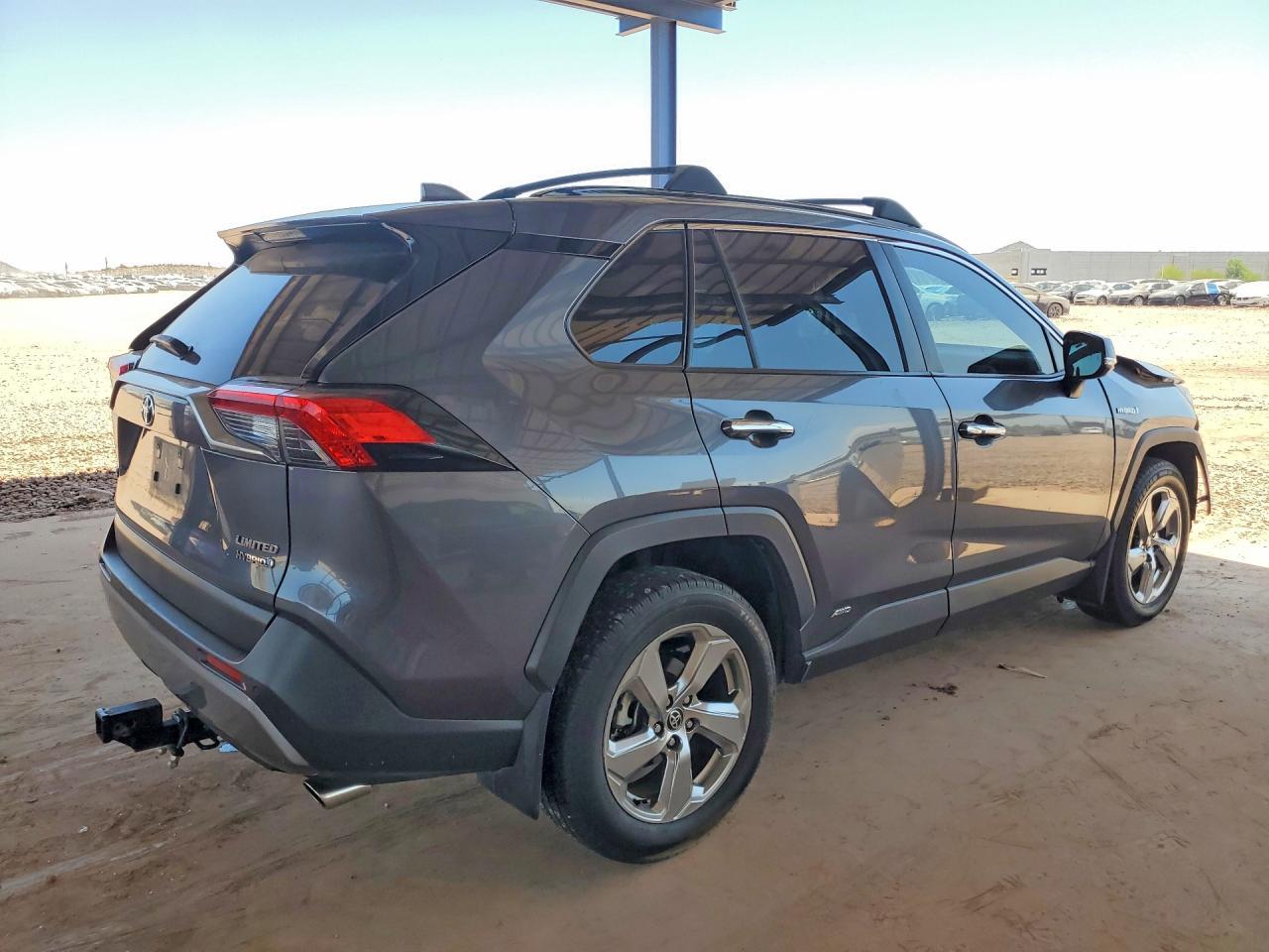 2020 Toyota Rav4 Limited - Image 3