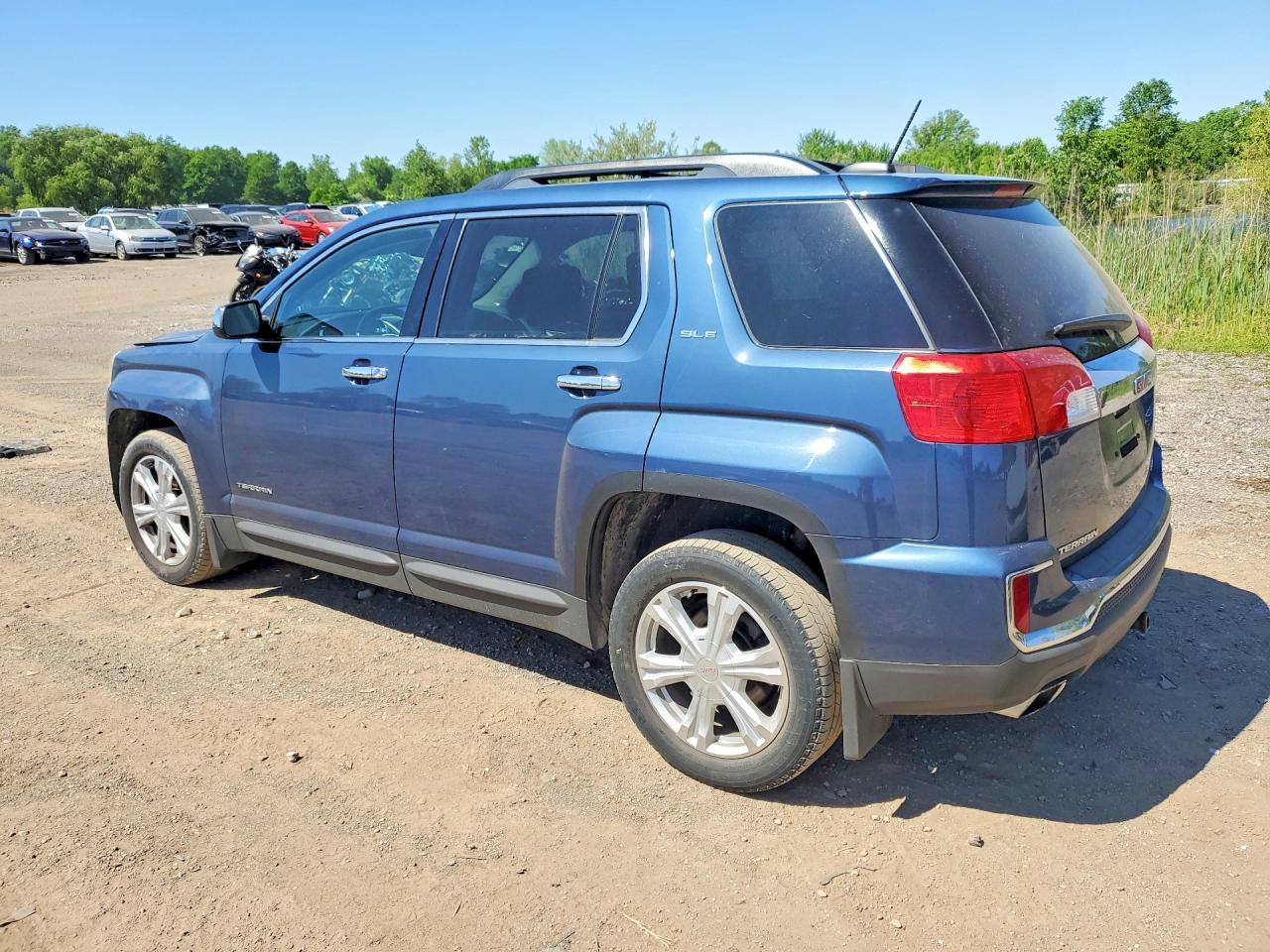 2016 GMC Terrain Sle - Image 2