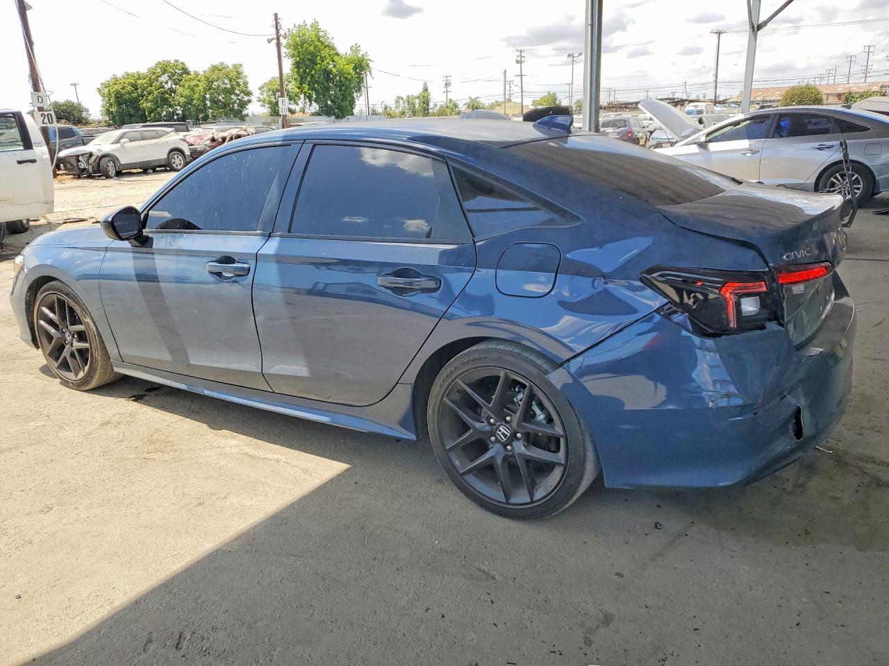 2025 Honda Civic Sport - Фото 2