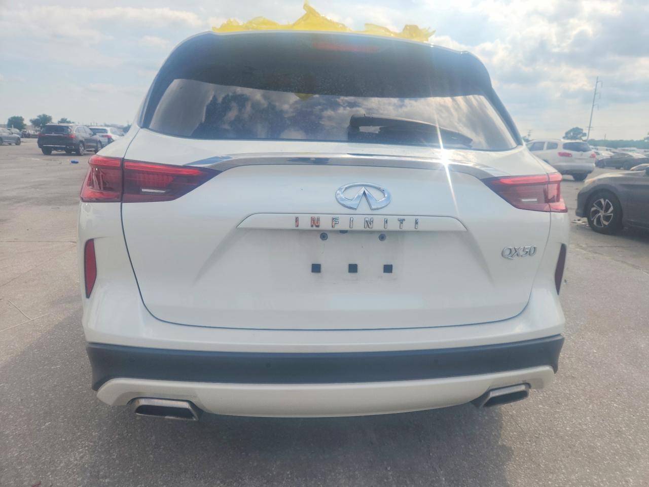 2021 Infiniti Qx50 Luxe - Image 6