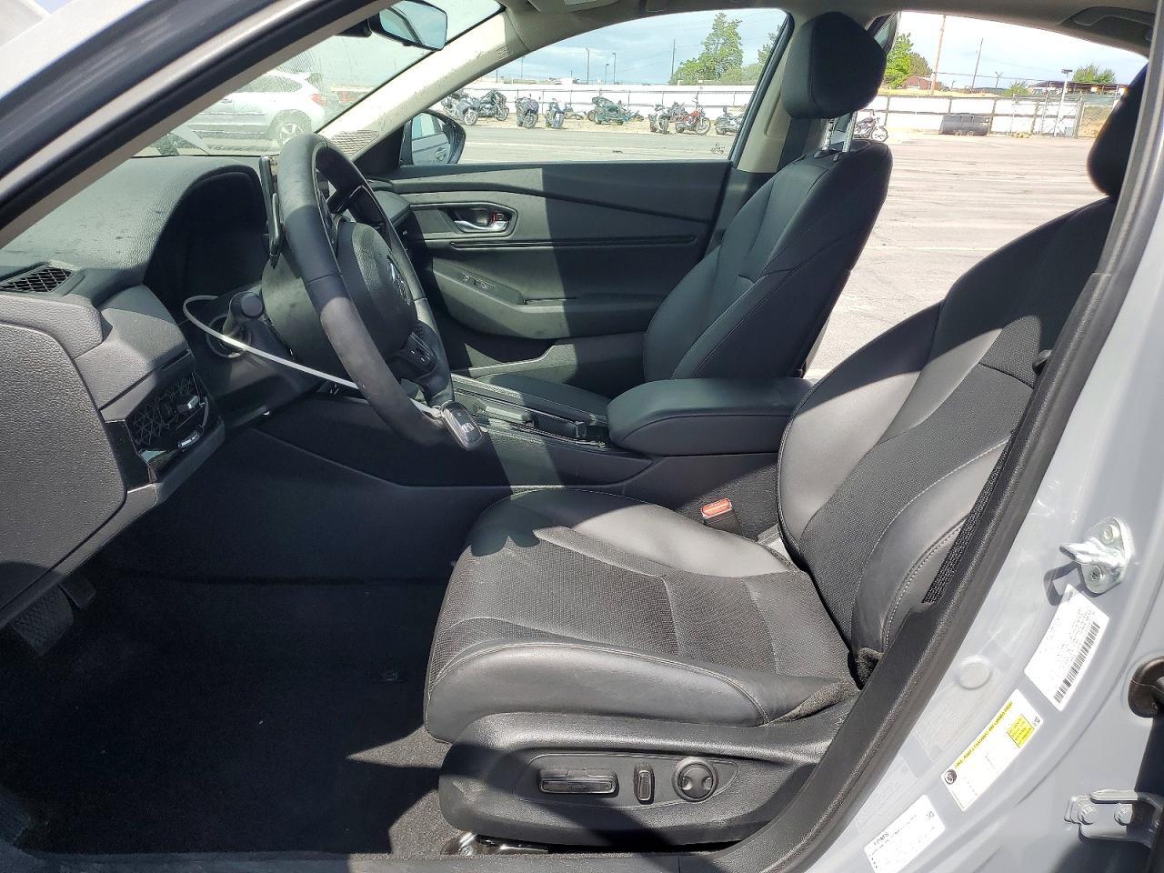2025 Honda Accord Hybrid Exl - Image 7