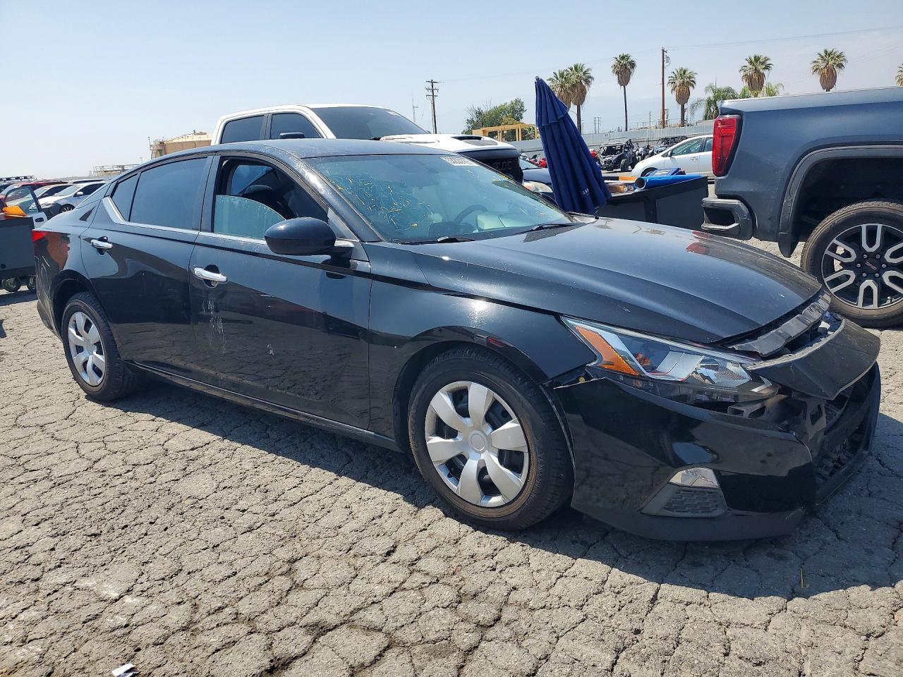 2020 Nissan Altima S - Image 4