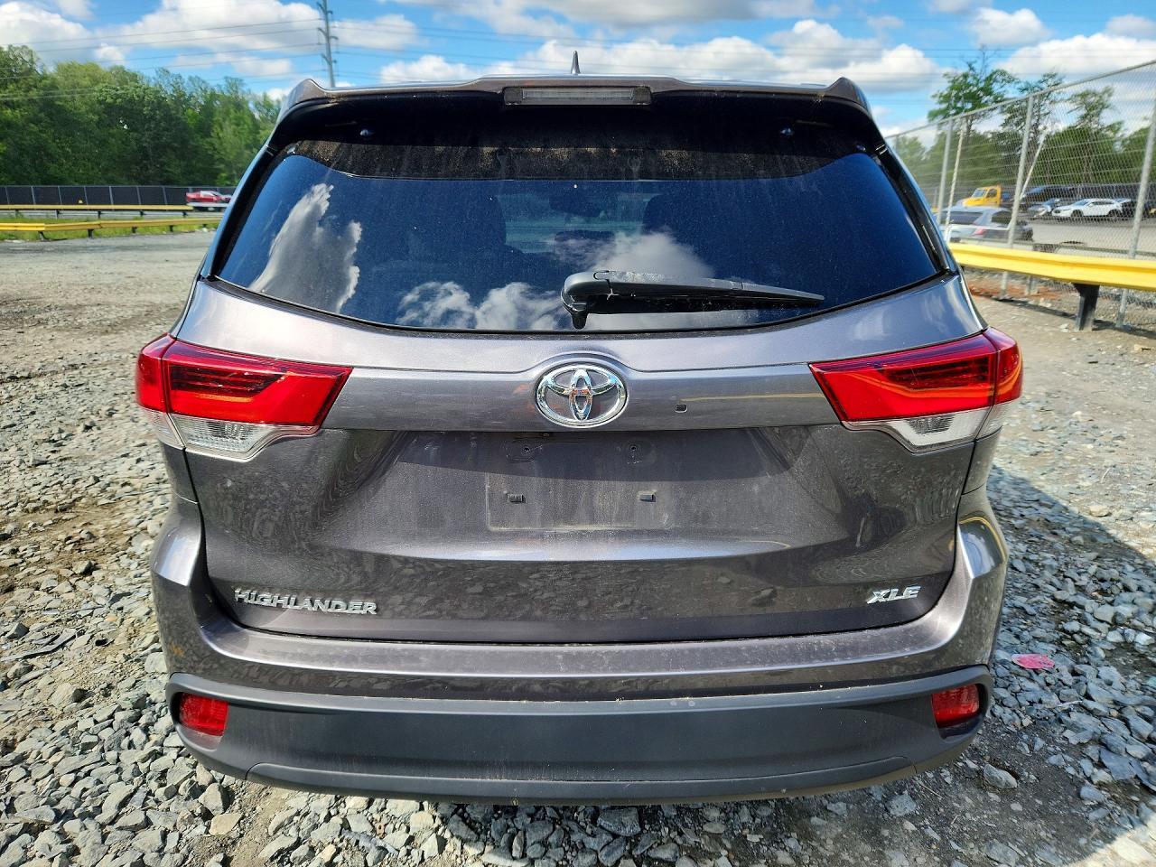2019 Toyota Highlander Xle - Фото 6