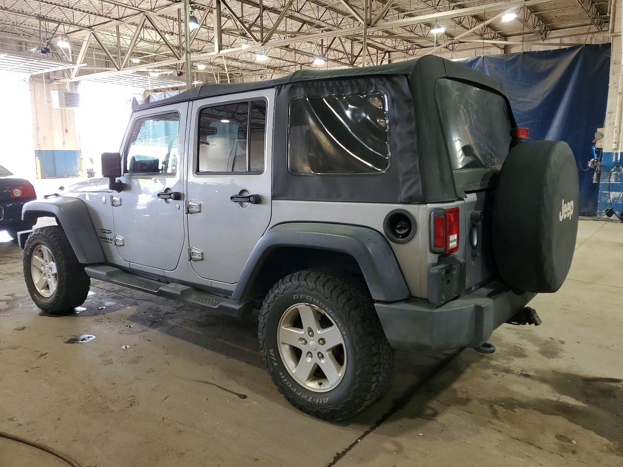 2014 Jeep Wrangler Unlimited Sport - Image 2