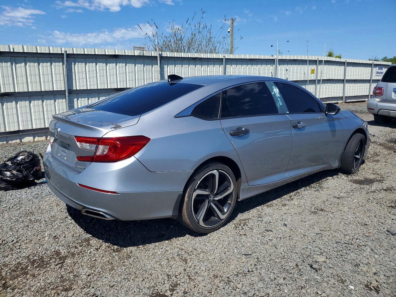 2022 Honda Accord Sport - Фото 3