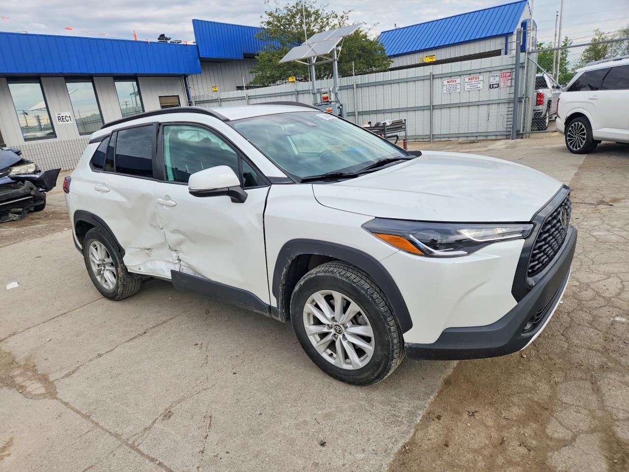 2022 Toyota Corolla Cross Le - Фото 4