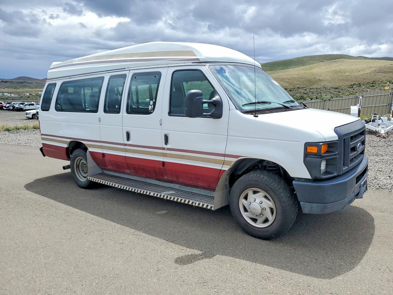 2008 Ford Econoline E350 Super Duty Van - Фото 4
