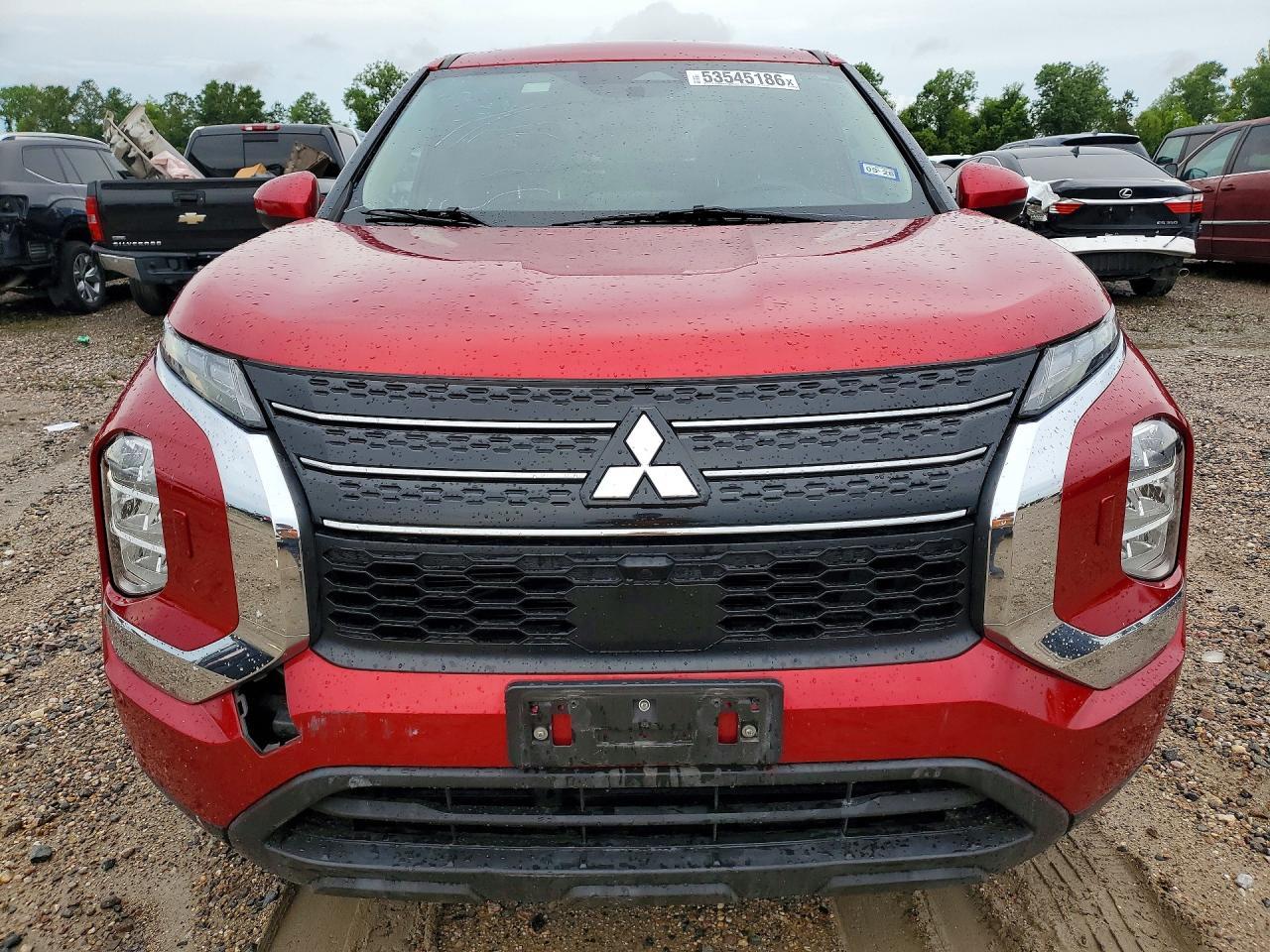 2022 Mitsubishi Outlander - Image 5