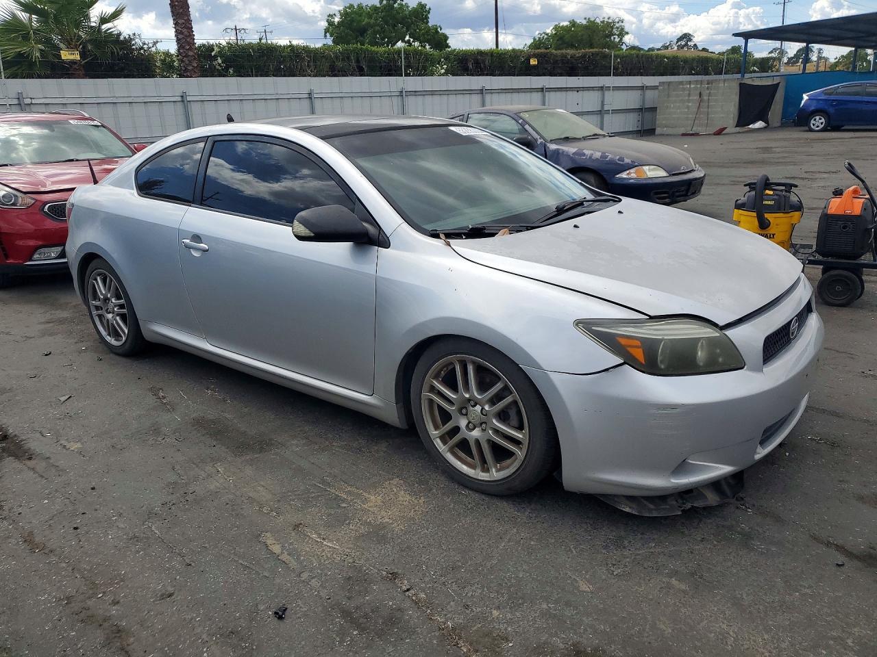 2010 Scion Tc - Image 4