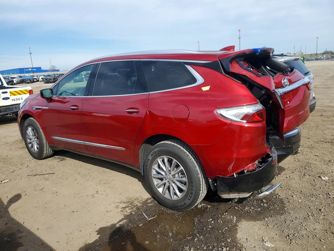 2024 Buick Enclave Premium - Image 2