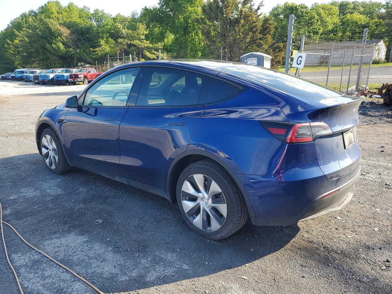 2023 Tesla Model Y - Фото 2