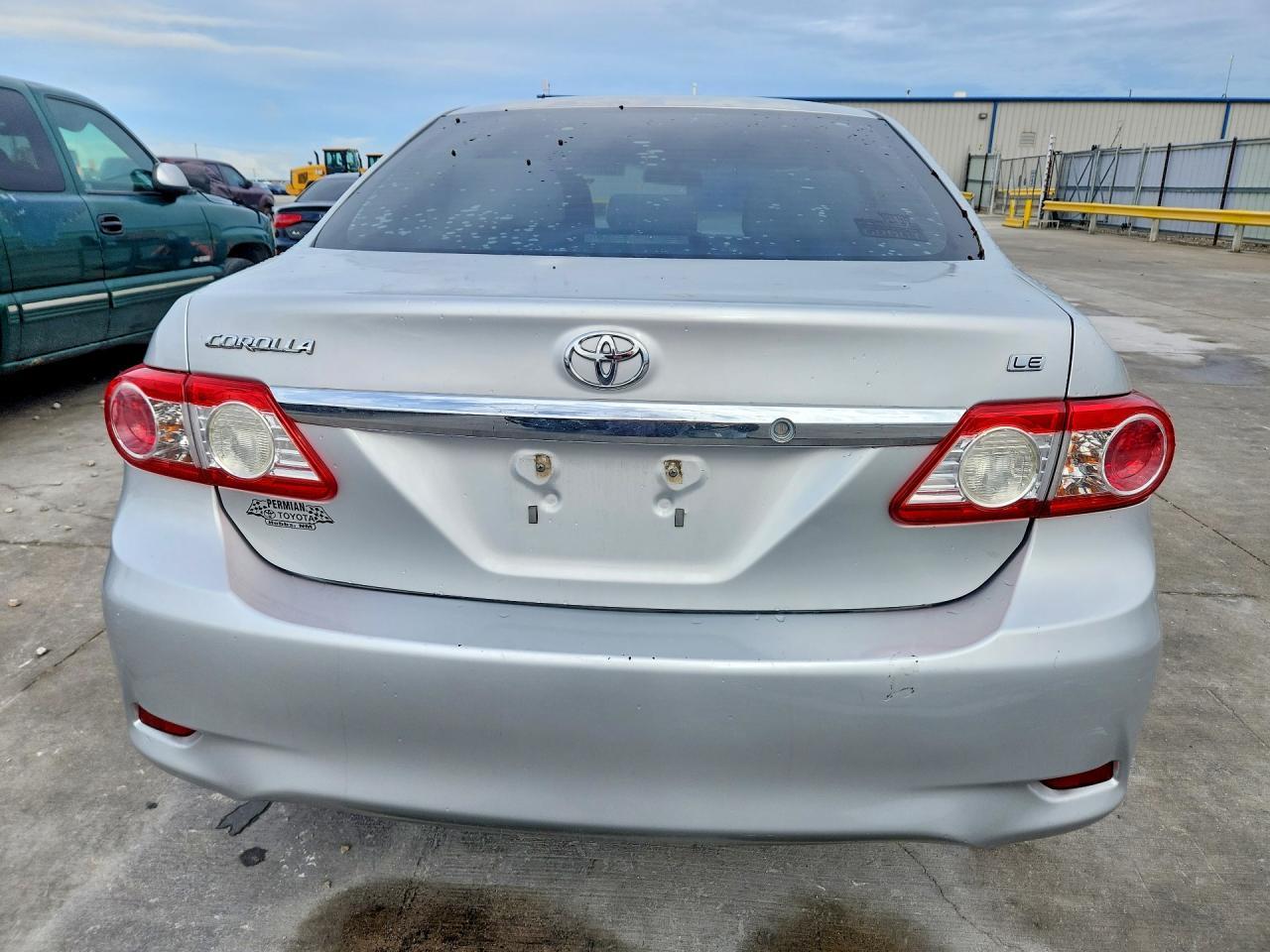 2012 Toyota Corolla Le - Фото 6