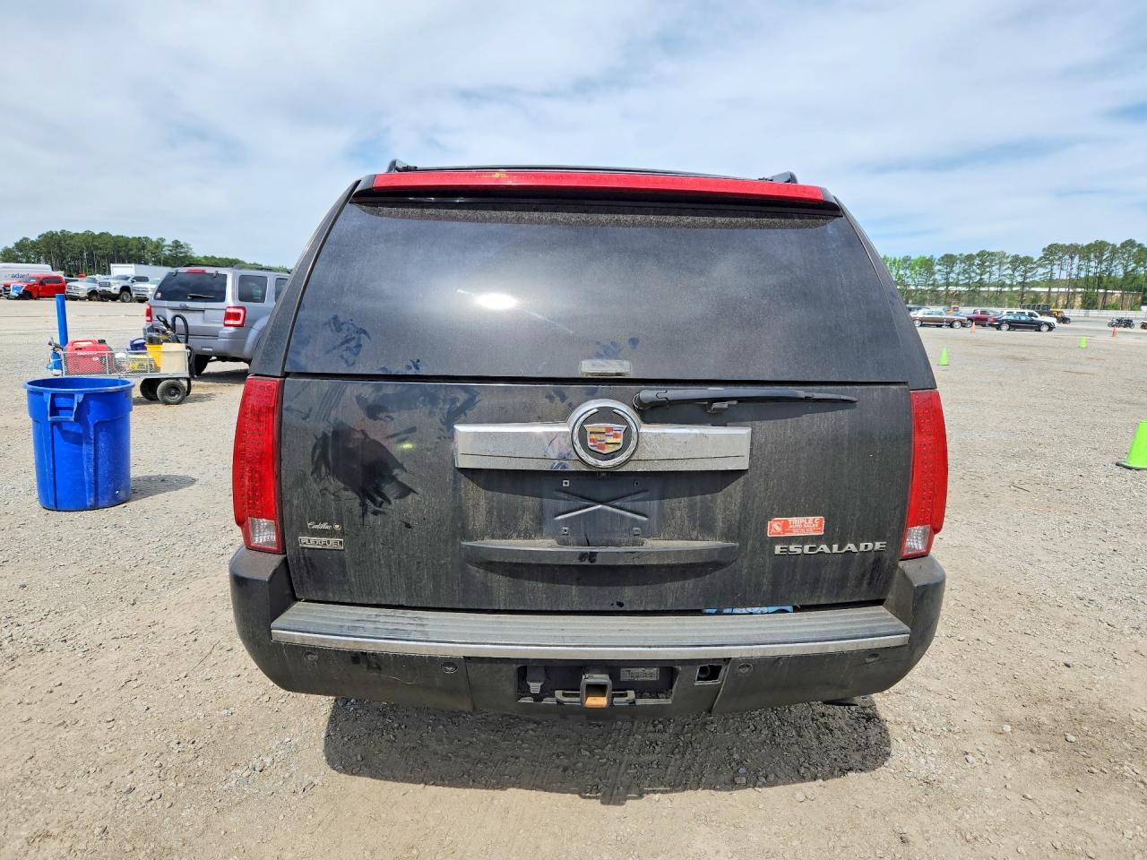 2010 Cadillac Escalade - Фото 6