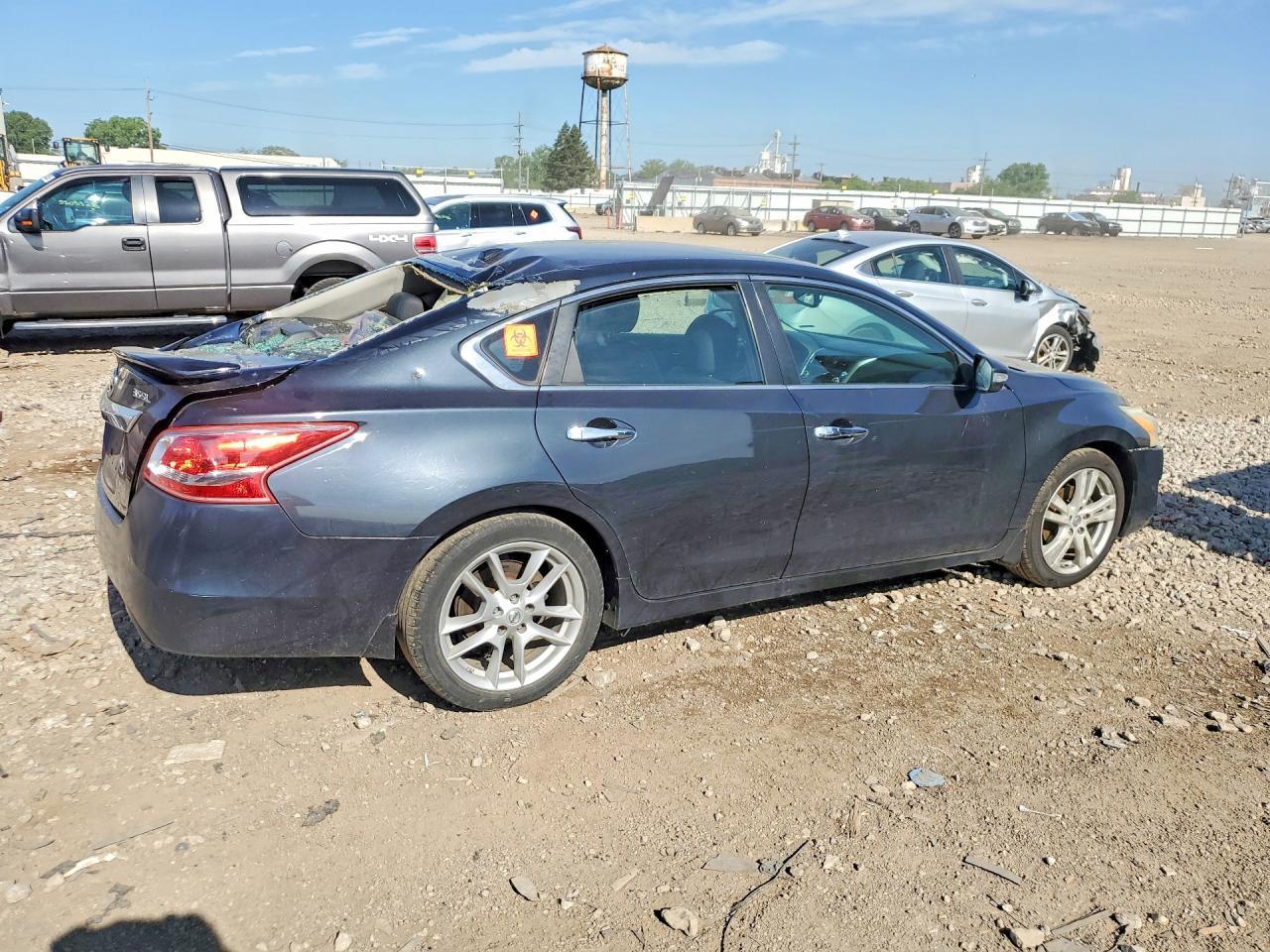 2013 Nissan Altima 3.5 S - Фото 3