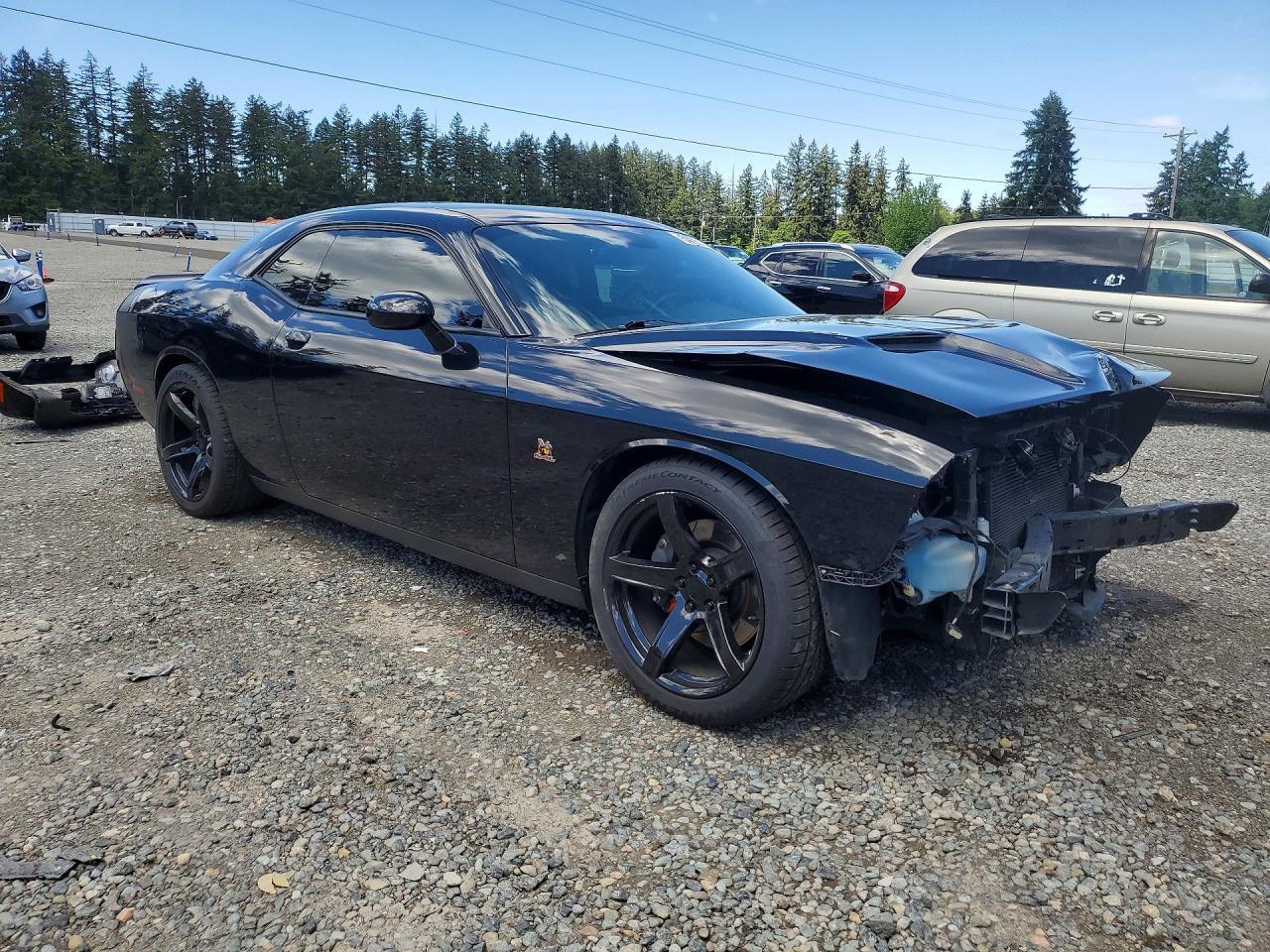 2015 Dodge Challenger R - Image 4