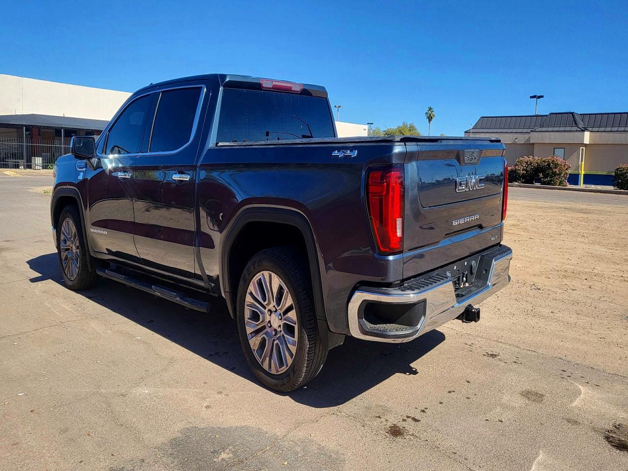 2020 GMC Sierra K1500 Slt - Image 3