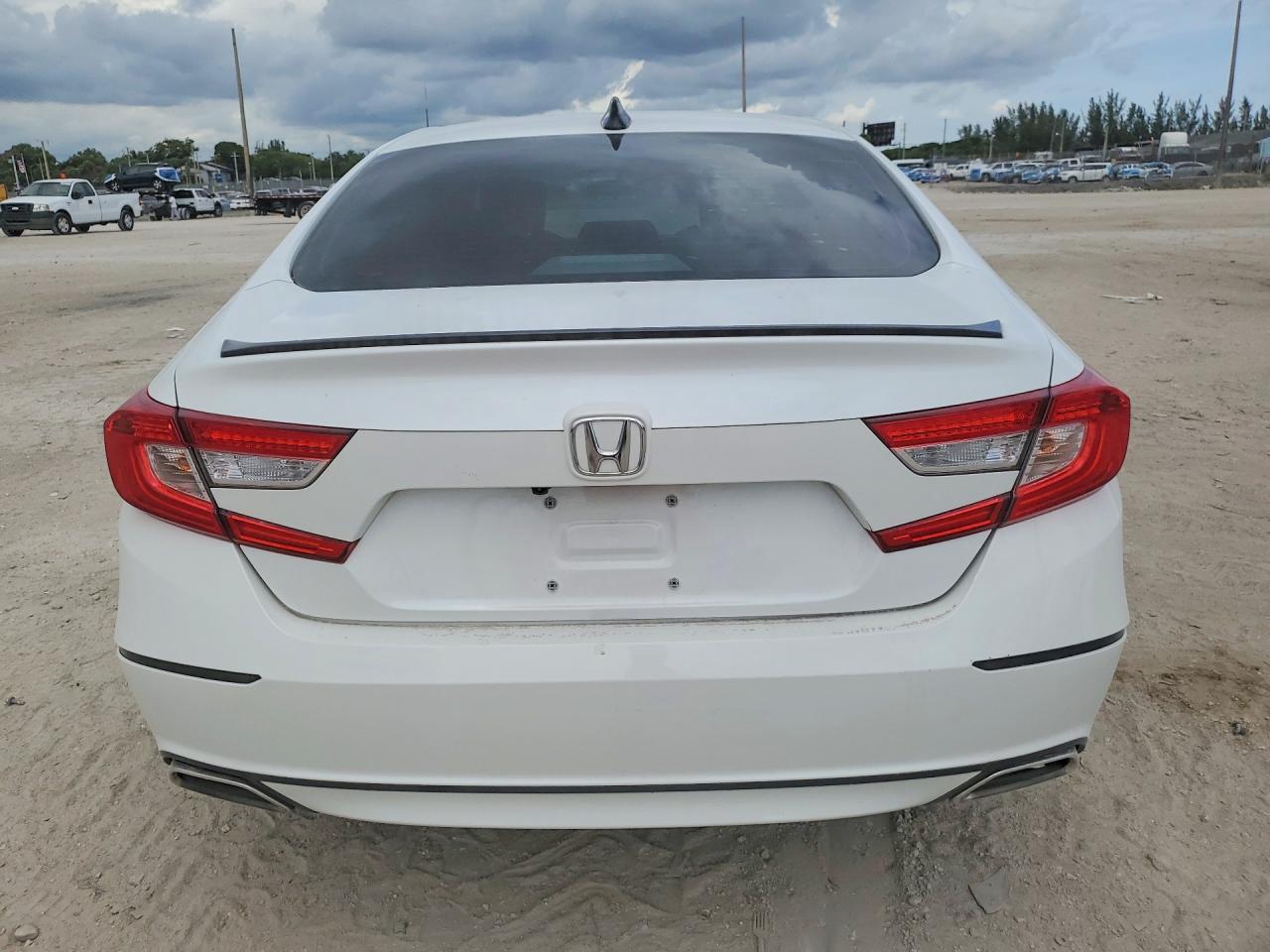 2022 Honda Accord Sport - Фото 6