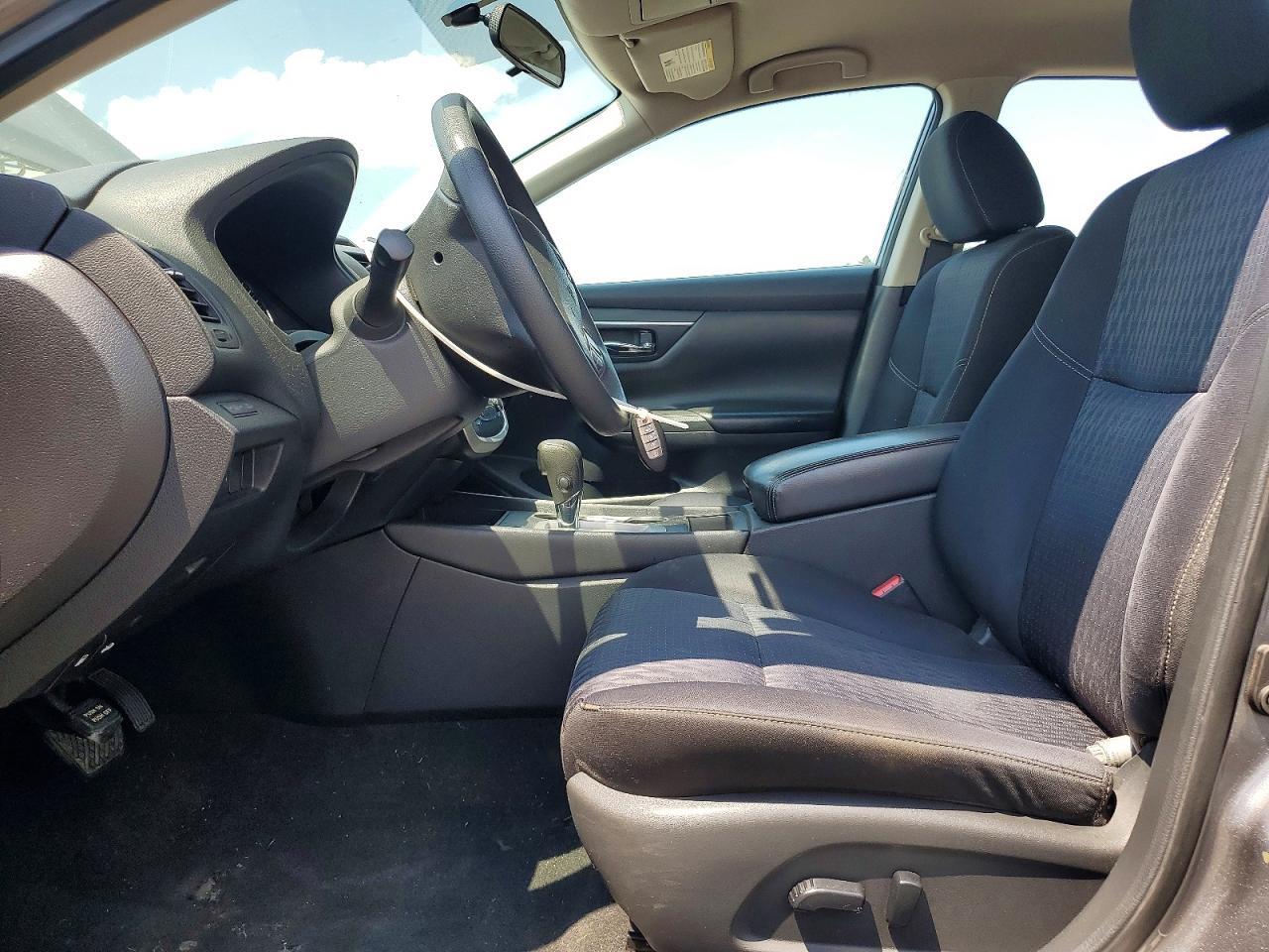 2016 Nissan Altima 2.5 S - Image 7