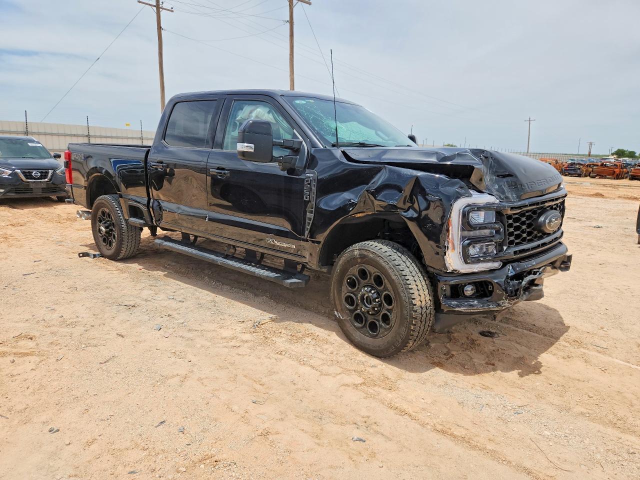 2025 Ford F250 Super Duty - Фото 4