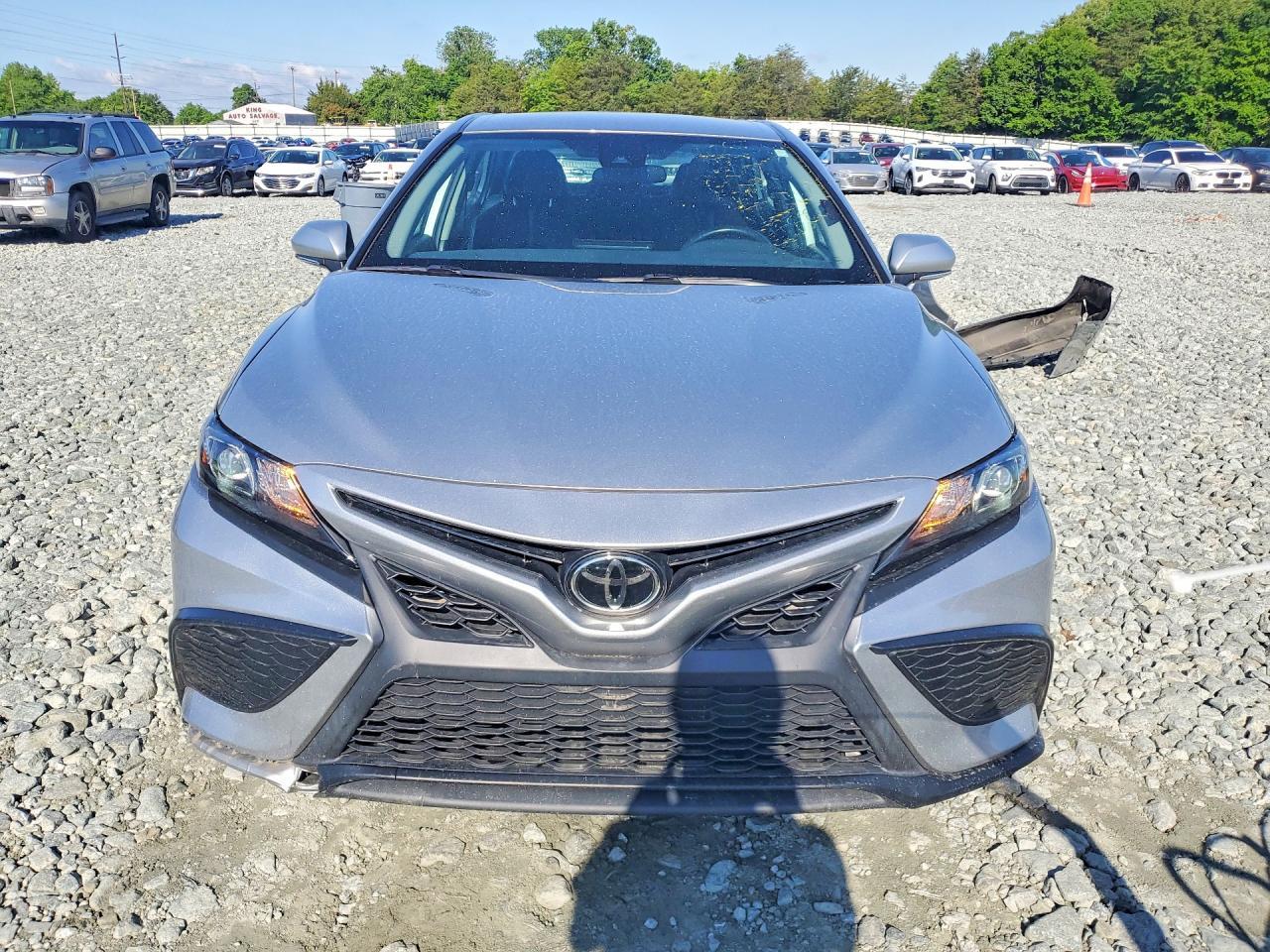 2023 Toyota Camry Se - Image 5