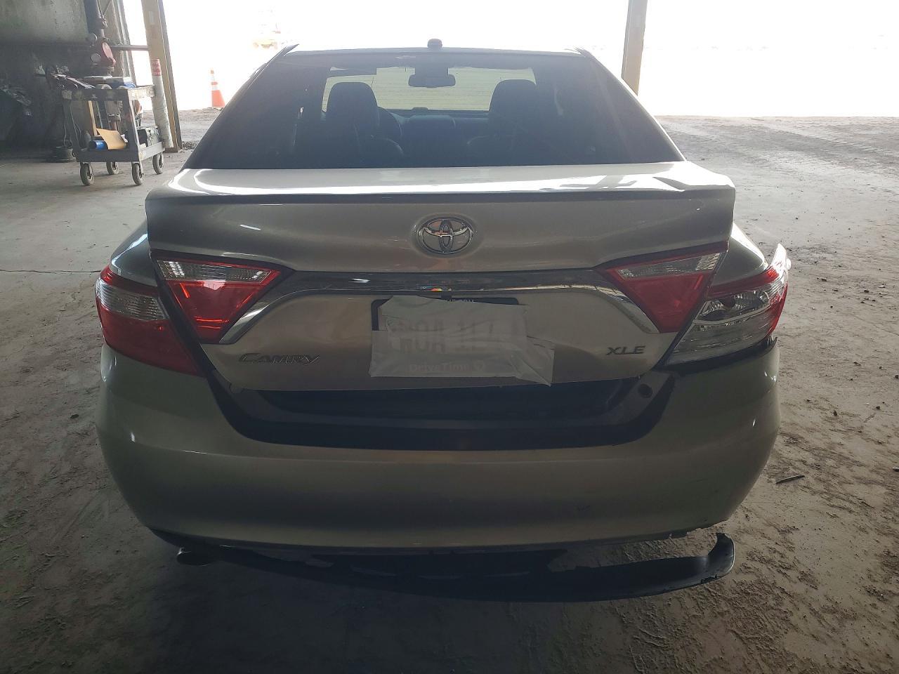 2015 Toyota Camry Xle V6 - Фото 6