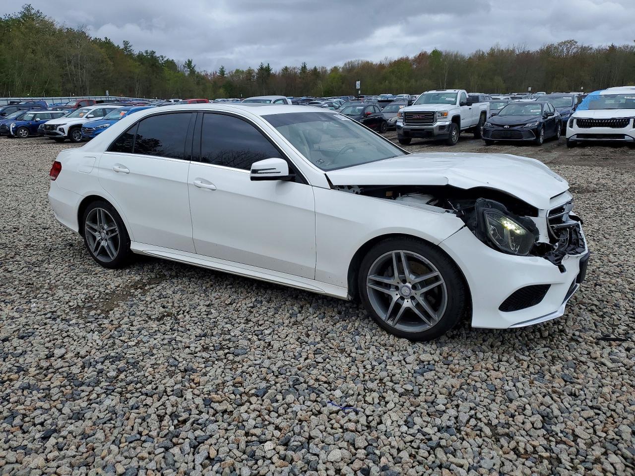 2014 Mercedes-Benz E 350 4Matic - Image 4