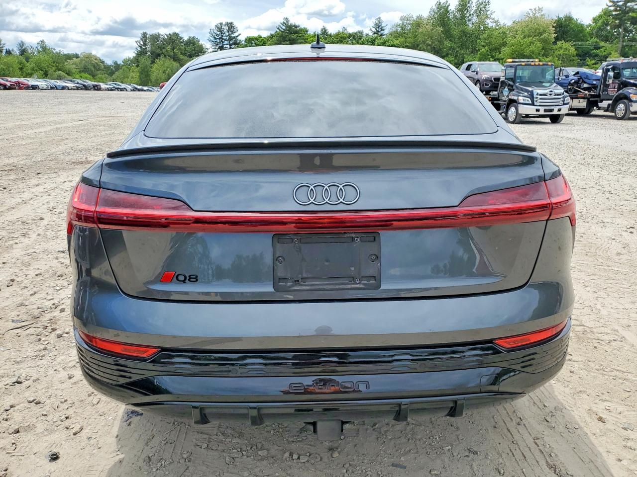 2024 Audi Q8 E-Tron Sportback Premium Plus - Фото 6