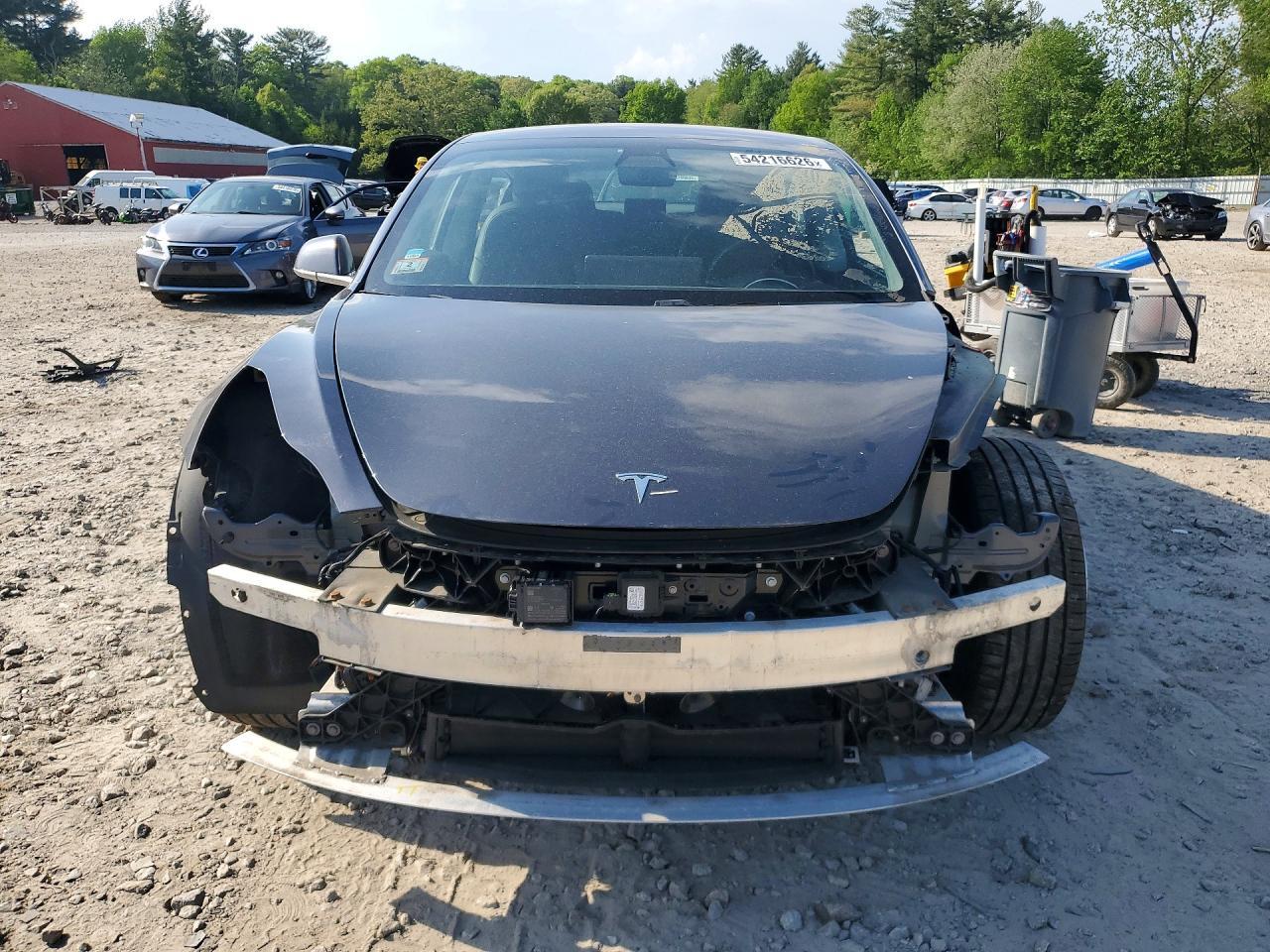 2018 Tesla Model 3 - Фото 5