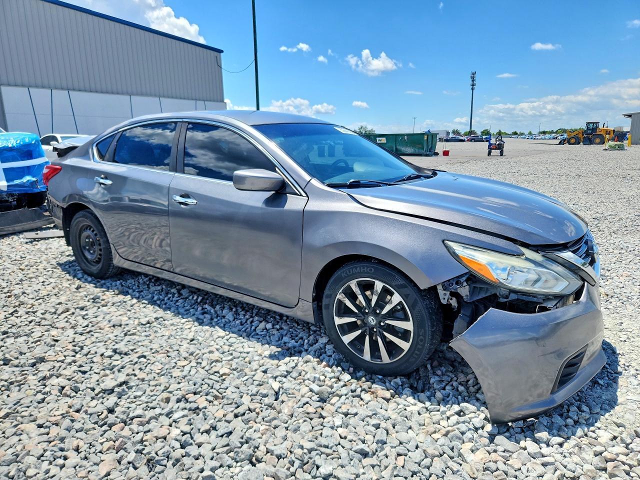 2017 Nissan Altima 2.5 Sv - Фото 4