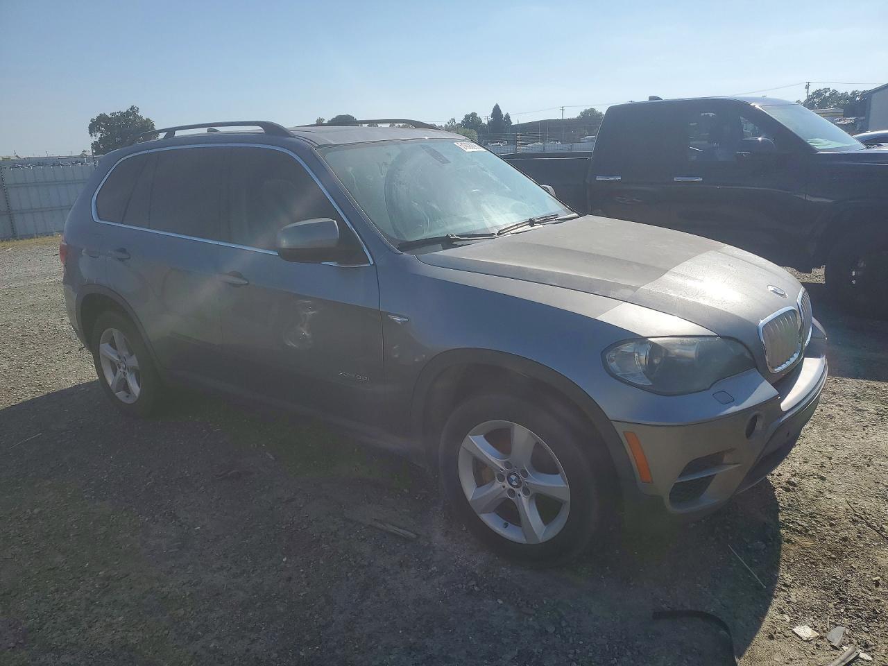 2011 BMW X5 xDrive50I - Фото 4